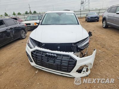 Piąte zdjęcie samochodu w środku: 2021 AUDI Q5 PREMIUM VIN:WA1AAAFY2M2002454 - miniatura