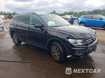 Czwarte zdjęcie samochodu z boku: 2019 VOLKSWAGEN TIGUAN SE VIN:3VV2B7AX7KM077571 - miniatura