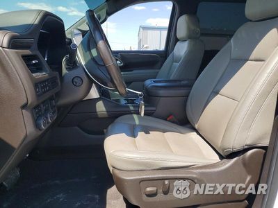 Zdjęcie 7 z 14 samochodu: 2022 CHEVROLET TAHOE K1500 Z71 VIN:1GNSKPKD0NR329030 - miniatura