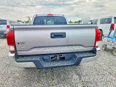 Zdjęcie 6 z 12 samochodu: 2016 TOYOTA TACOMA SR5 VIN:5TFSX5EN8GX042245 - miniatura