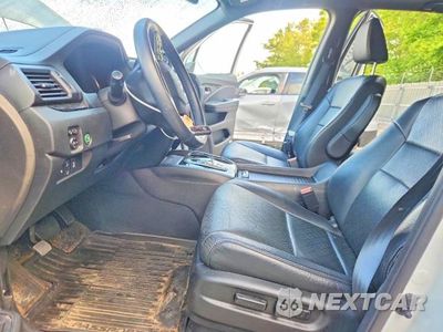 Zdjęcie 7 z 13 samochodu: 2020 HONDA PASSPORT TOURING VIN:5FNYF8H94LB002844 - miniatura