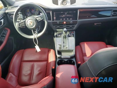 Zdjęcie 8 z 13 samochodu: 2024 PORSCHE MACAN BASE VIN:WP1AA2A53RLB16049 - miniatura