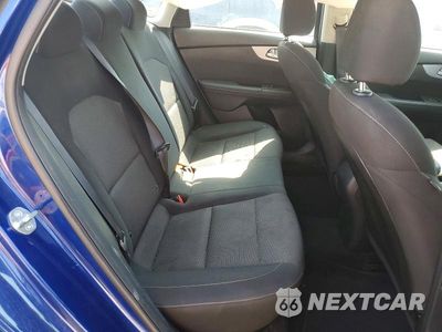 Zdjęcie 10 z 12 samochodu: 2023 KIA FORTE LXS VIN:3KPF24AD6PE623198 - miniatura