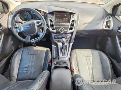 Zdjęcie 8 z 12 samochodu: 2014 FORD FOCUS TITANIUM VIN:1FADP3J2XEL405082 - miniatura