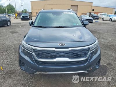 Piąte zdjęcie samochodu w środku: 2021 KIA SELTOS S VIN:KNDEU2AA1M7108606 - miniatura