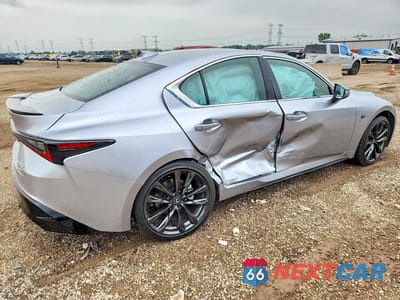 Trzecie zdjęcie samochodu z tyłu: 2025 LEXUS IS 350 F SPORT DESIGN VIN:JTHBZ1E26S5041008 - miniatura