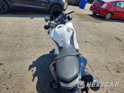 Zdjęcie 6 z 9 samochodu: 2012 KAWASAKI EX250 J VIN:JKAEXMJ17CDAC1742 - miniatura