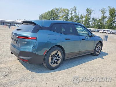 Trzecie zdjęcie samochodu z tyłu: 2023 BMW IX XDRIVE50 VIN:WB523CF06PCL19822 - miniatura
