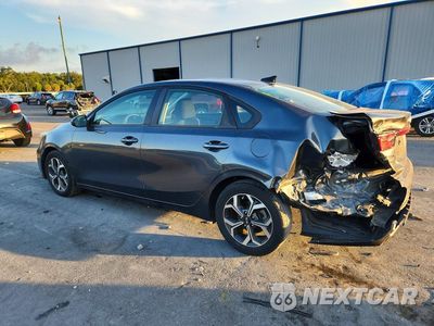 Drugie zdjęcie samochodu z przodu: 2019 KIA FORTE LXS VIN:3KPF24AD2KE085611 - miniatura