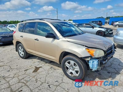 Czwarte zdjęcie samochodu z boku: 2011 TOYOTA RAV4 BASE VIN:2T3BF4DV2BW161890 - miniatura