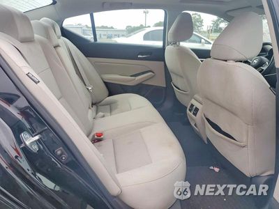 Zdjęcie 10 z 12 samochodu: 2019 NISSAN ALTIMA SV VIN:1N4BL4DVXKC108453 - miniatura