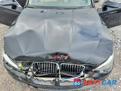 Zdjęcie 11 z 12 samochodu: 2016 BMW 528 XI VIN:WBA5A7C57GG643236 - miniatura