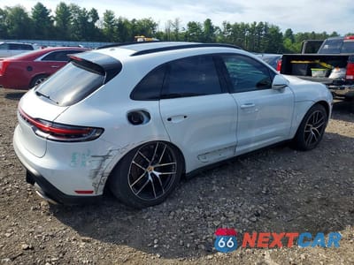 Trzecie zdjęcie samochodu z tyłu: 2024 PORSCHE MACAN BASE VIN:WP1AA2A53RLB16049 - miniatura