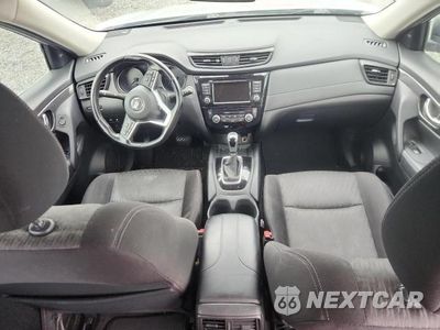 Zdjęcie 8 z 13 samochodu: 2020 NISSAN ROGUE SV VIN:JN8AT2MT9LW016215 - miniatura