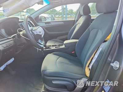 Zdjęcie 7 z 12 samochodu: 2018 HYUNDAI SONATA SE VIN:5NPE24AF6JH720644 - miniatura