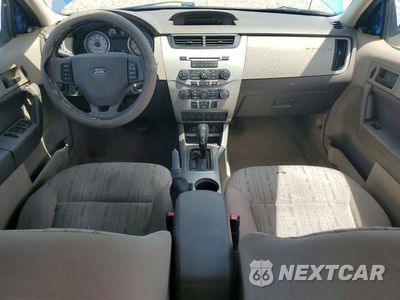 Zdjęcie 8 z 12 samochodu: 2010 FORD FOCUS SE VIN:1FAHP3FN8AW280404 - miniatura