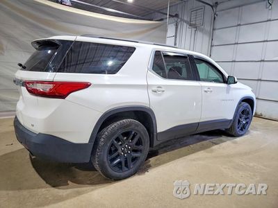 Trzecie zdjęcie samochodu z tyłu: 2020 CHEVROLET TRAVERSE LT VIN:1GNEVGKW5LJ143498 - miniatura