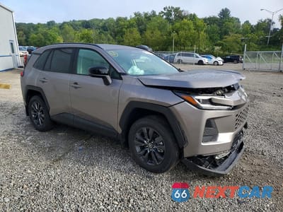 Czwarte zdjęcie samochodu z boku: 2026 TOYOTA RAV4 LE VIN:2T36CRAV1TC016208 - miniatura
