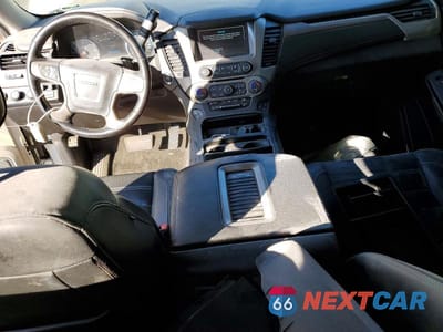 Zdjęcie 8 z 13 samochodu: 2018 GMC YUKON XL DENALI VIN:1GKS2HKJ3JR381559 - miniatura