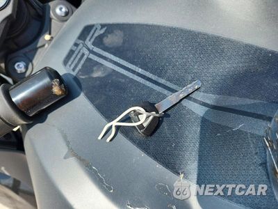Zdjęcie 8 z 9 samochodu: 2025 KAWASAKI ZX636 K VIN:JKBZXJJ10SA029663 - miniatura