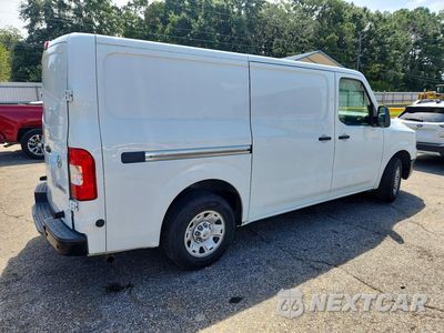 Trzecie zdjęcie samochodu z tyłu: 2019 NISSAN NV 1500 SV VIN:1N6BF0KM6KN804510 - miniatura