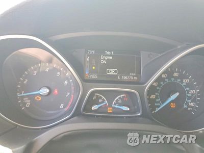 Zdjęcie 9 z 12 samochodu: 2014 FORD FOCUS TITANIUM VIN:1FADP3N28EL176623 - miniatura