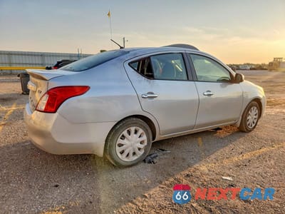 Trzecie zdjęcie samochodu z tyłu: 2014 NISSAN VERSA 1.6 SV VIN:3N1CN7AP6EK465310 - miniatura