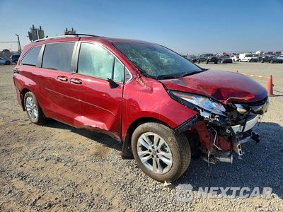 Czwarte zdjęcie samochodu z boku: 2026 TOYOTA SIENNA LIMITED 7-PASSENGER VIN:5TDZSKFC9TS249770 - miniatura