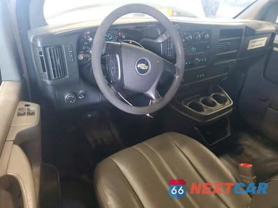 Zdjęcie 8 z 13 samochodu: 2011 CHEVROLET EXPRESS G3500 LS VIN:1GNZGZHG4B1101880 - miniatura