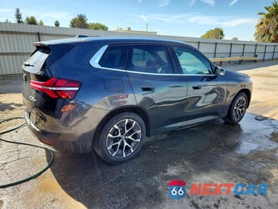Trzecie zdjęcie samochodu z tyłu: 2026 BMW X3 30 XDRIVE VIN:5UX53GP07T9194195 - miniatura