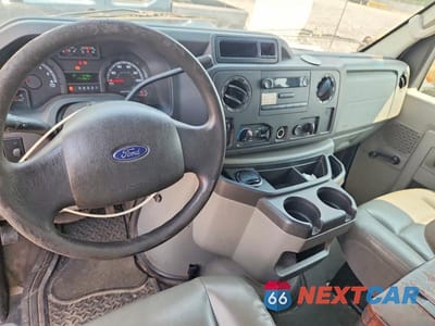Zdjęcie 8 z 13 samochodu: 2009 FORD E350 DELIVERY VAN VIN:1FTSE34L79DA27878 - miniatura