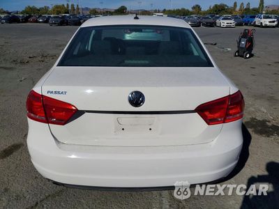 Zdjęcie 6 z 12 samochodu: 2013 VOLKSWAGEN PASSAT S VIN:1VWAP7A36DC124230 - miniatura