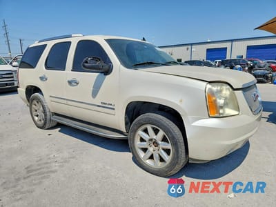 Czwarte zdjęcie samochodu z boku: 2011 GMC YUKON DENALI VIN:1GKS2EEF6BR202874 - miniatura