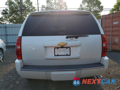 Zdjęcie 6 z 12 samochodu: 2014 CHEVROLET TAHOE K1500 LTZ VIN:1GNSKCE02ER141529 - miniatura