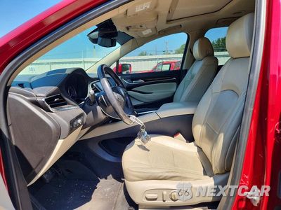 Zdjęcie 7 z 14 samochodu: 2018 BUICK ENCLAVE ESSENCE VIN:5GAERBKW1JJ277343 - miniatura