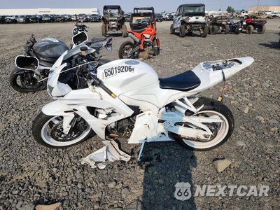 Trzecie zdjęcie samochodu z tyłu: 2009 HONDA CBR600 RR VIN:JH2PC40049K202166 - miniatura