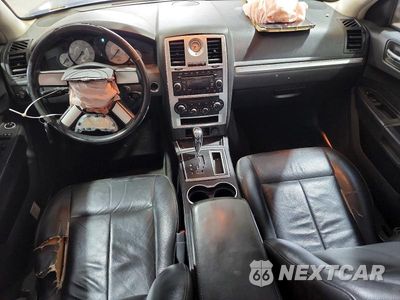 Zdjęcie 8 z 12 samochodu: 2009 CHRYSLER 300 TOURING VIN:2C3KK53V79H638864 - miniatura