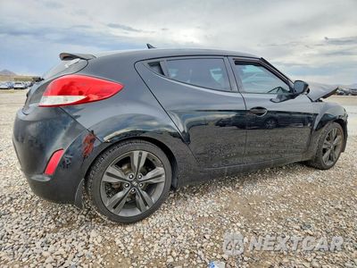 Trzecie zdjęcie samochodu z tyłu: 2016 HYUNDAI VELOSTER BASE VIN:KMHTC6AD9GU254216 - miniatura