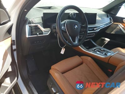 Zdjęcie 8 z 13 samochodu: 2026 BMW X5 XDRIVE40I VIN:5UX23EU01T9098011 - miniatura