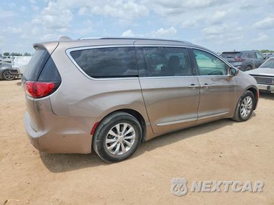 Trzecie zdjęcie samochodu z tyłu: 2018 CHRYSLER PACIFICA TOURING L PLUS VIN:2C4RC1EG8JR252399 - miniatura