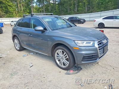 Czwarte zdjęcie samochodu z boku: 2019 AUDI Q5 PREMIUM PLUS VIN:WA1BNAFYXK2073942 - miniatura