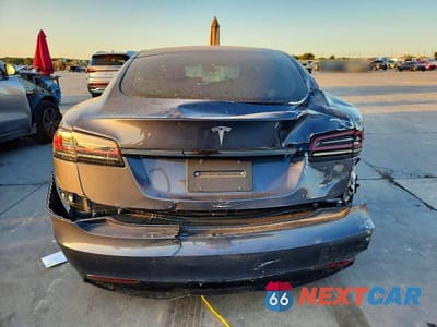 Zdjęcie 6 z 13 samochodu: 2022 TESLA MODEL S VIN:5YJSA1E58NF478188 - miniatura
