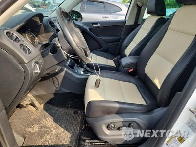 Zdjęcie 7 z 13 samochodu: 2016 VOLKSWAGEN TIGUAN S VIN:WVGBV7AX5GW541210 - miniatura