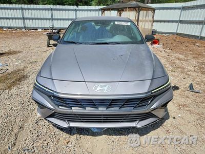 Piąte zdjęcie samochodu w środku: 2025 HYUNDAI ELANTRA SEL SPORT VIN:KMHLM4DG6SU955456 - miniatura