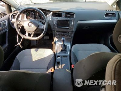 Zdjęcie 8 z 13 samochodu: 2015 VOLKSWAGEN E-GOLF LIMITED VIN:WVWKP7AU0FW905262 - miniatura
