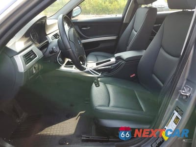 Zdjęcie 7 z 12 samochodu: 2009 BMW 335 XI VIN:WBAPL33519A407358 - miniatura