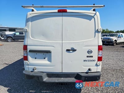Zdjęcie 6 z 12 samochodu: 2021 NISSAN NV 2500 HD SV VIN:1N6AF0KY2MN807387 - miniatura