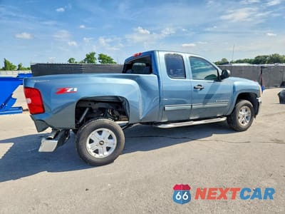 Trzecie zdjęcie samochodu z tyłu: 2012 CHEVROLET SILVERADO C1500 LT VIN:1GCRCSE00CZ290985 - miniatura