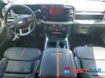 Zdjęcie 8 z 13 samochodu: 2024 FORD F350 SUPER DUTY VIN:1FT8W3BM1REF20680 - miniatura