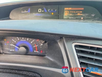 Zdjęcie 9 z 13 samochodu: 2015 HONDA CIVIC LX VIN:2HGFB2F51FH546413 - miniatura